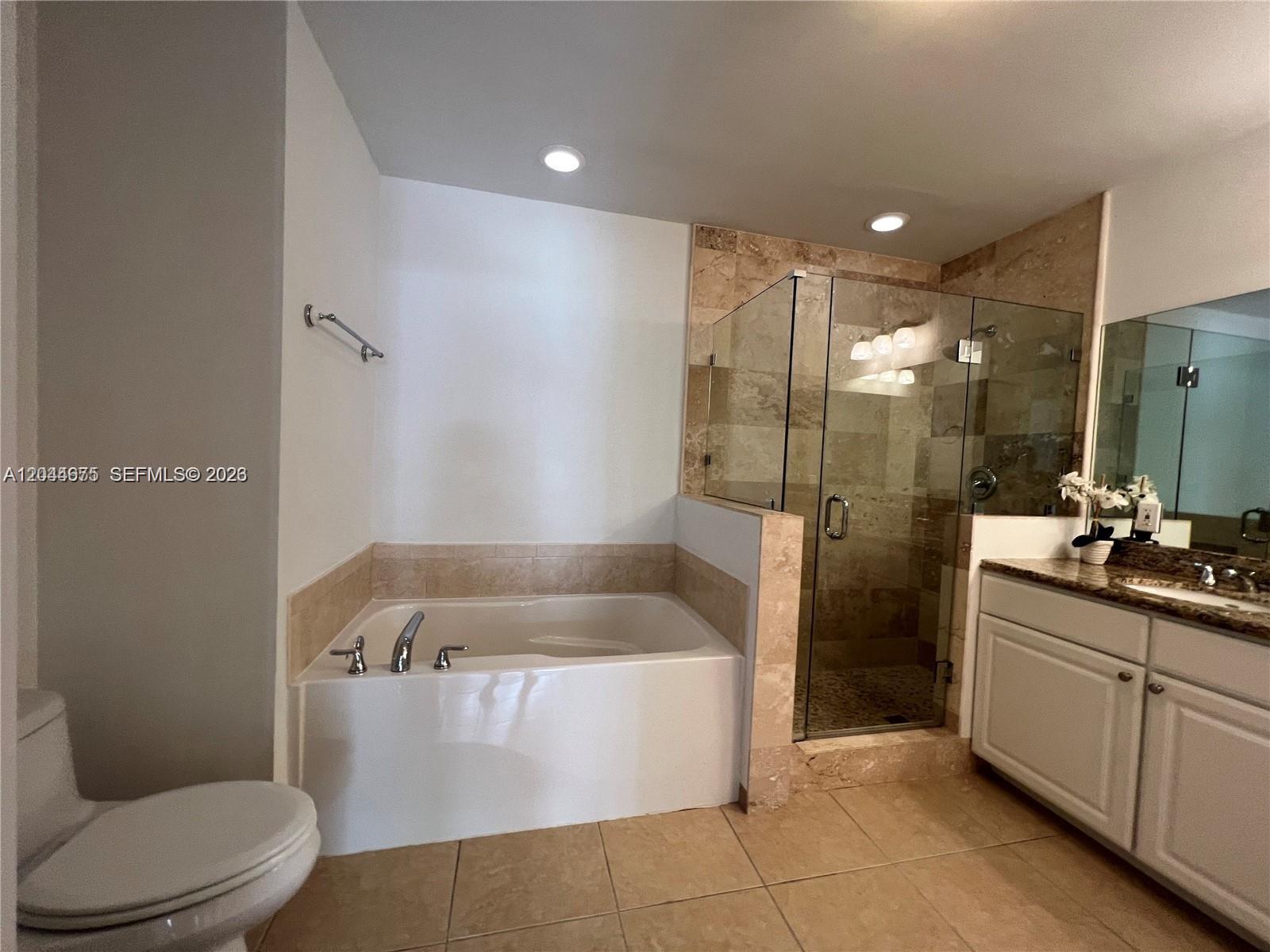 Photo of 3001 185th St  #129, Aventura, Florida, 33180 - 