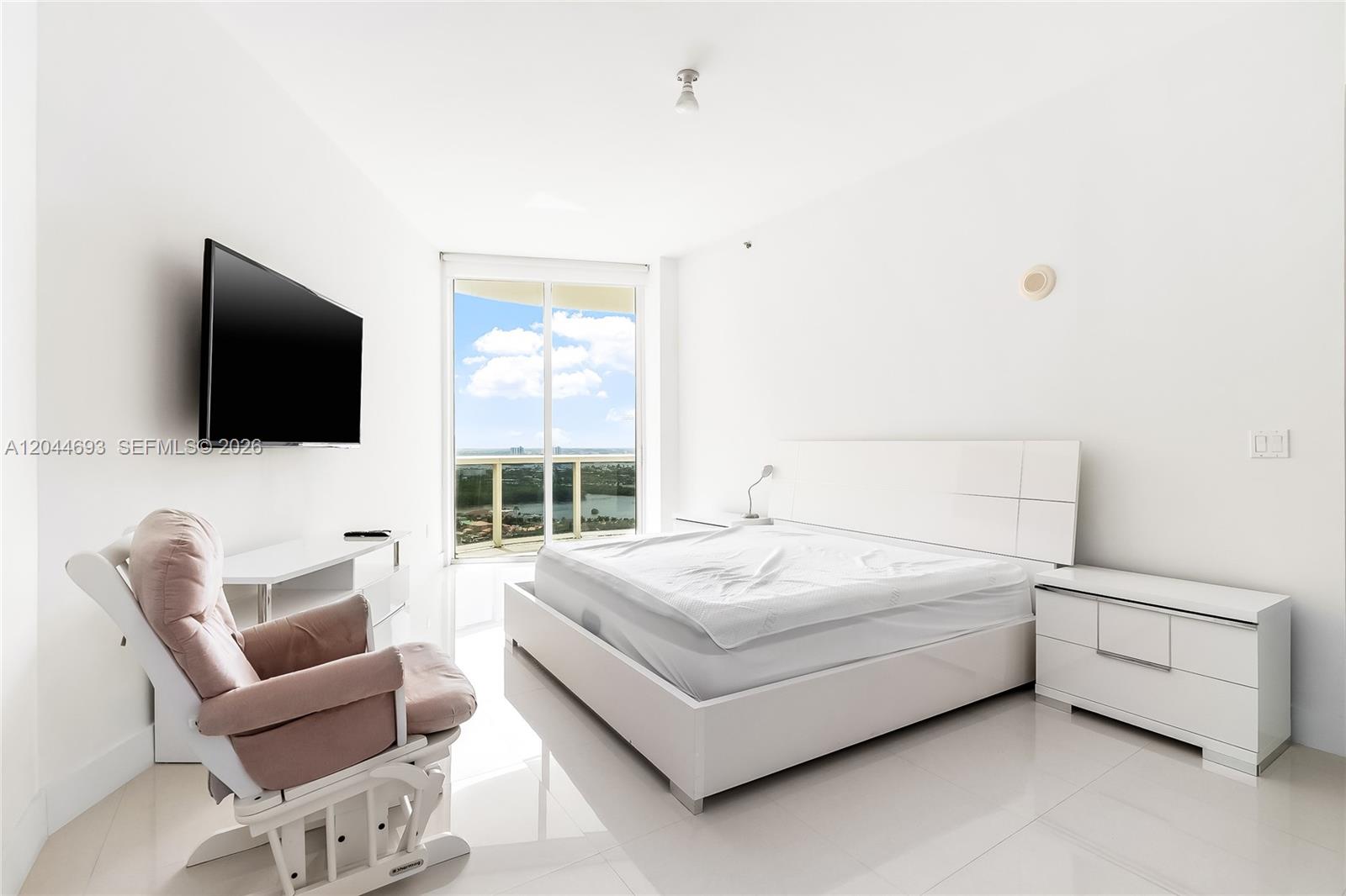 2605 2 / 2 1435 sq. ft. $ 2026-06-29 0 Photo