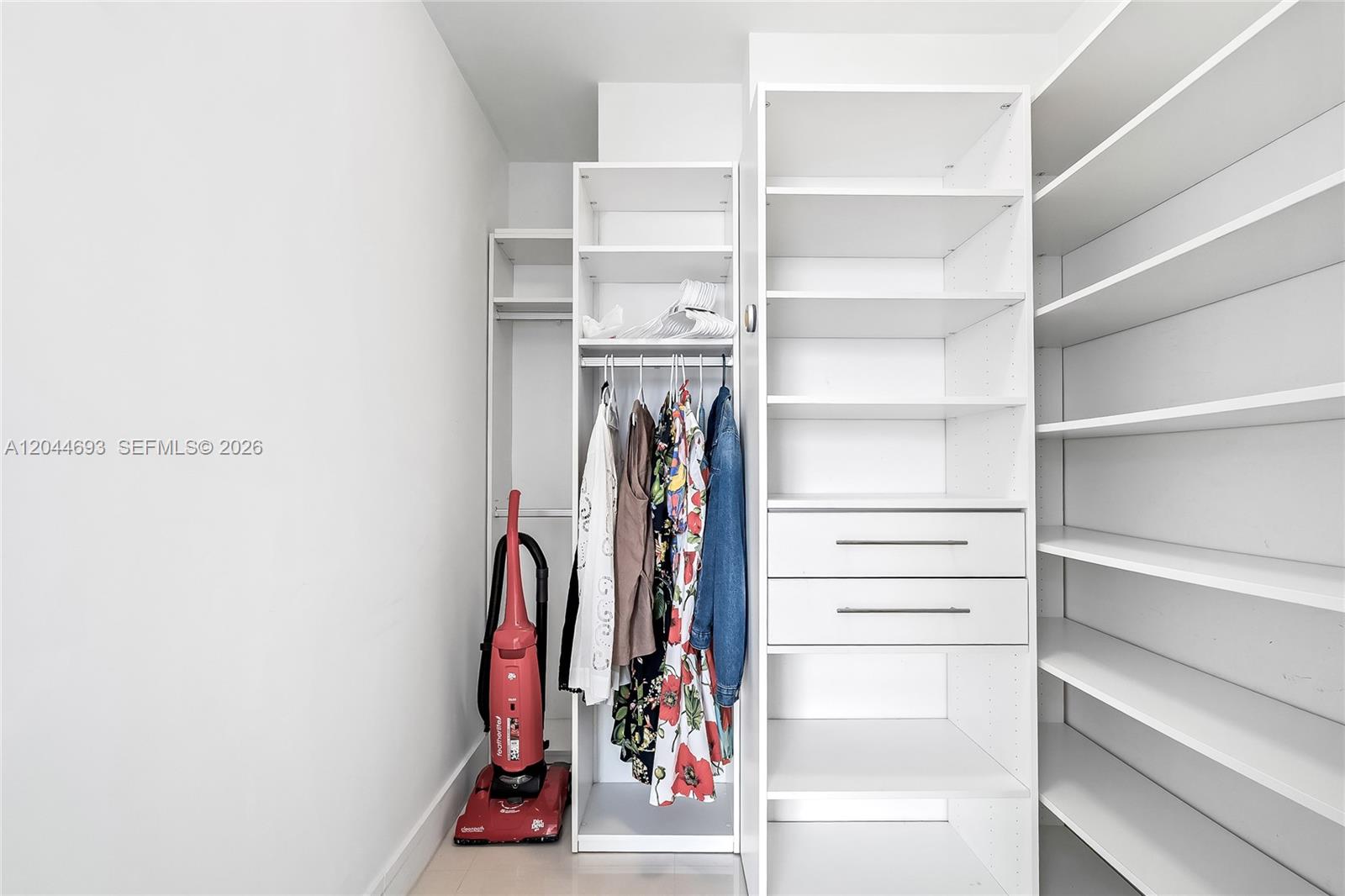 2605 2 / 2 1435 sq. ft. $ 2026-06-29 0 Photo