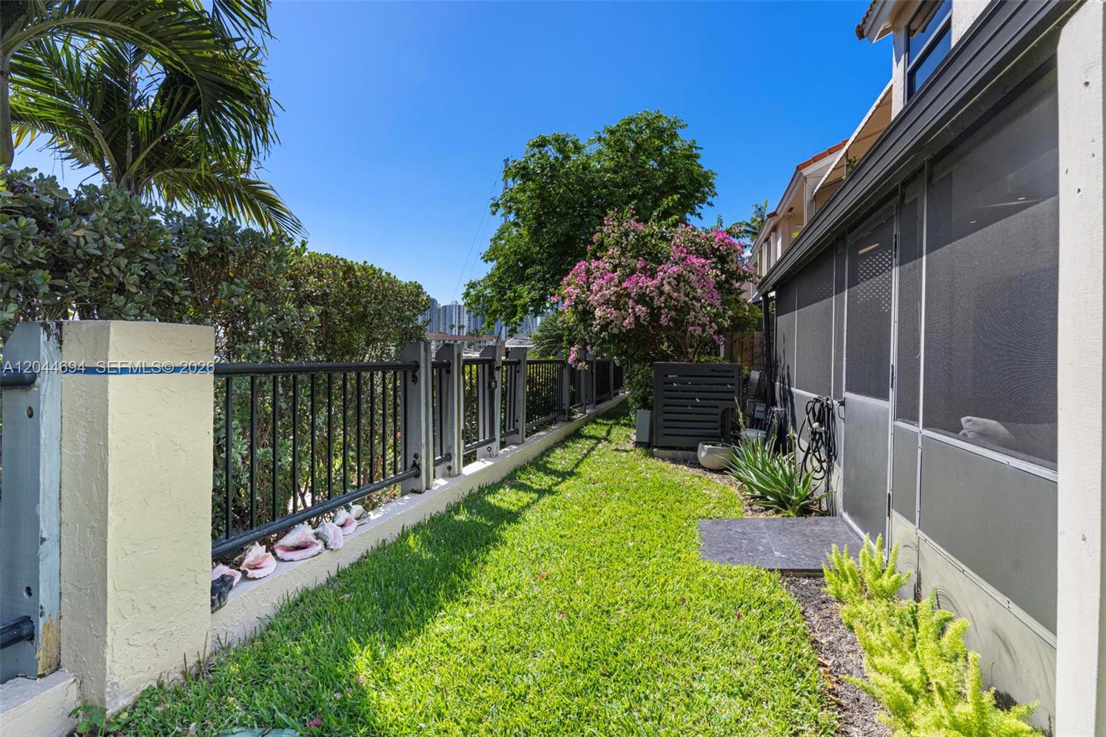 Photo of 21145 Helmsman Dr (21145), Aventura, Florida, 33180 -