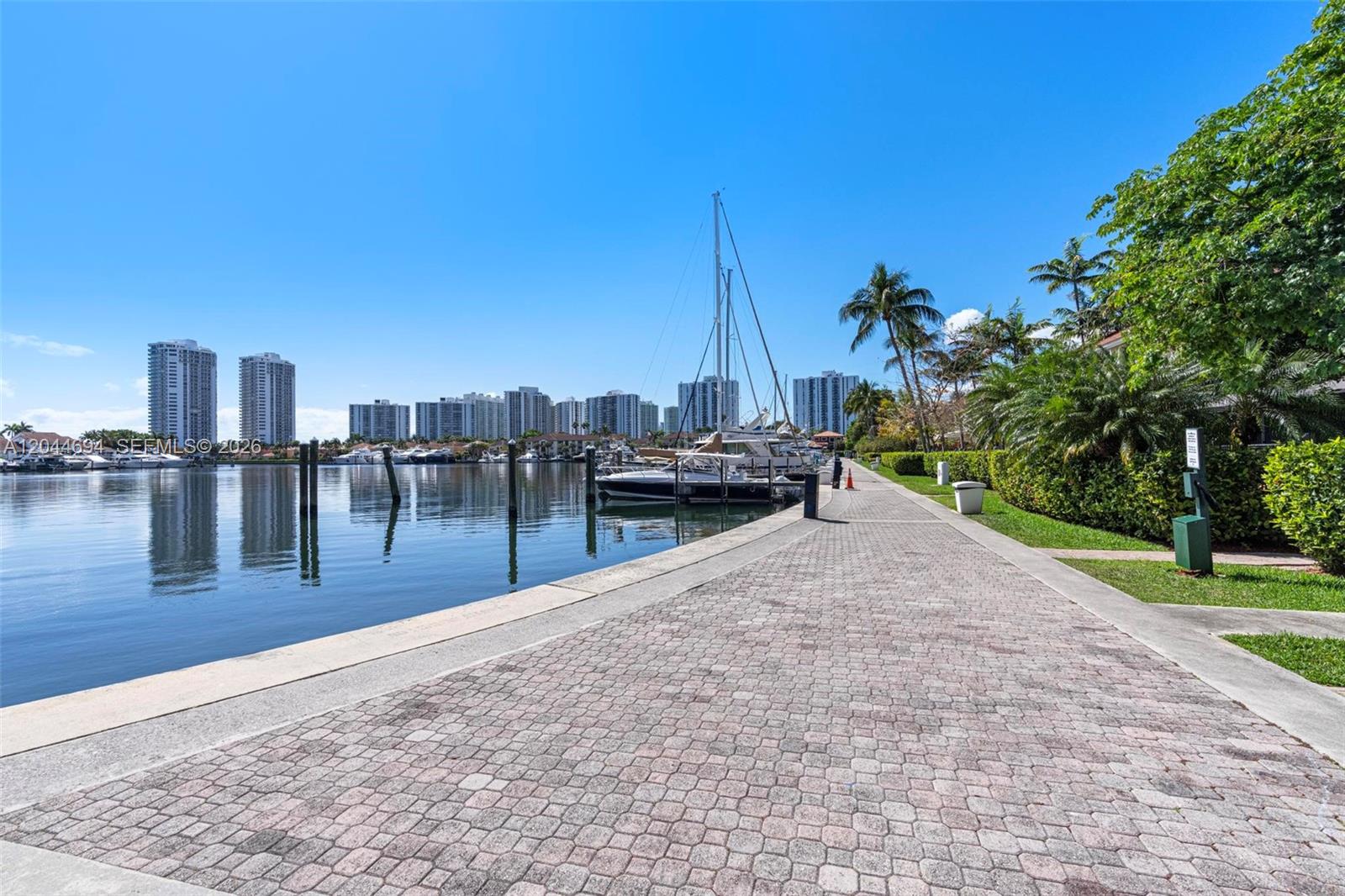 Photo of 21145 Helmsman Dr (21145), Aventura, Florida, 33180 -