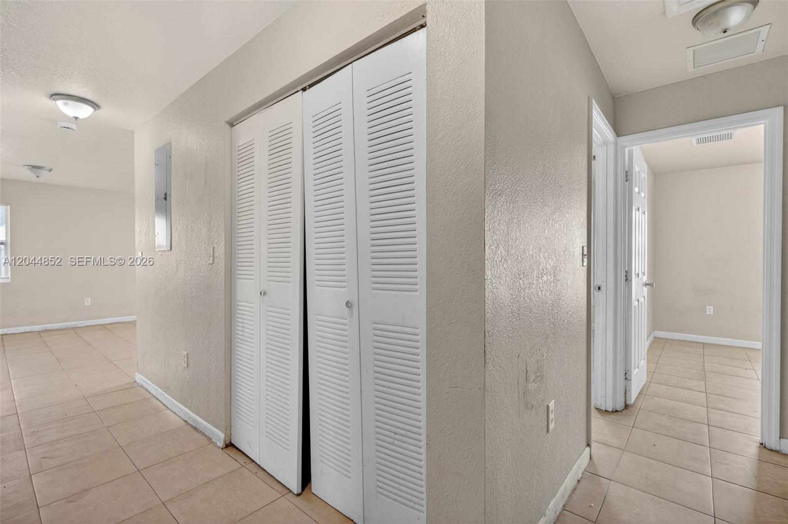 Ver detalles / 2884 sq. ft. $ 2026-06-29 0 foto