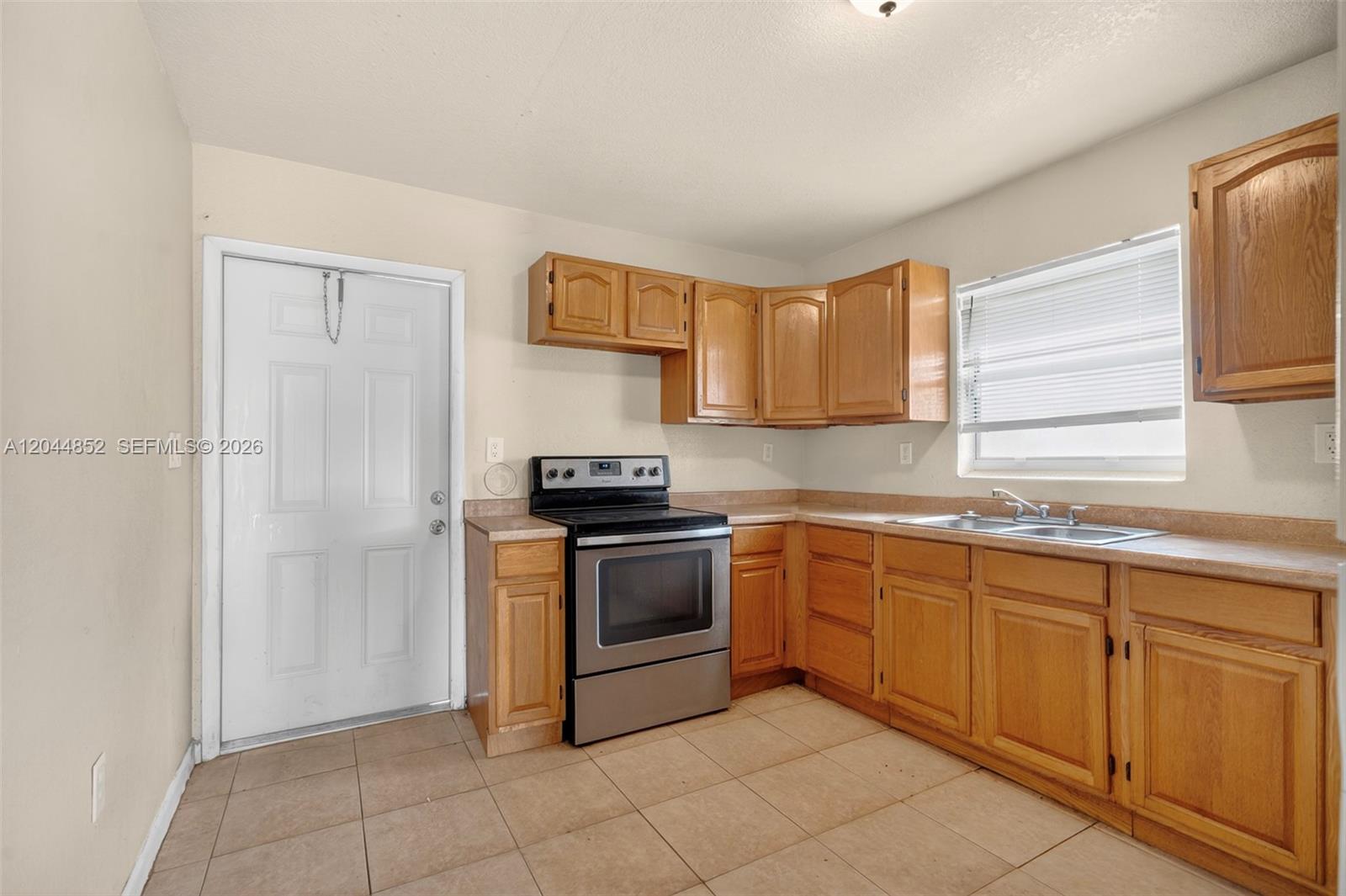 Ver detalles / 2884 sq. ft. $ 2026-06-29 0 foto