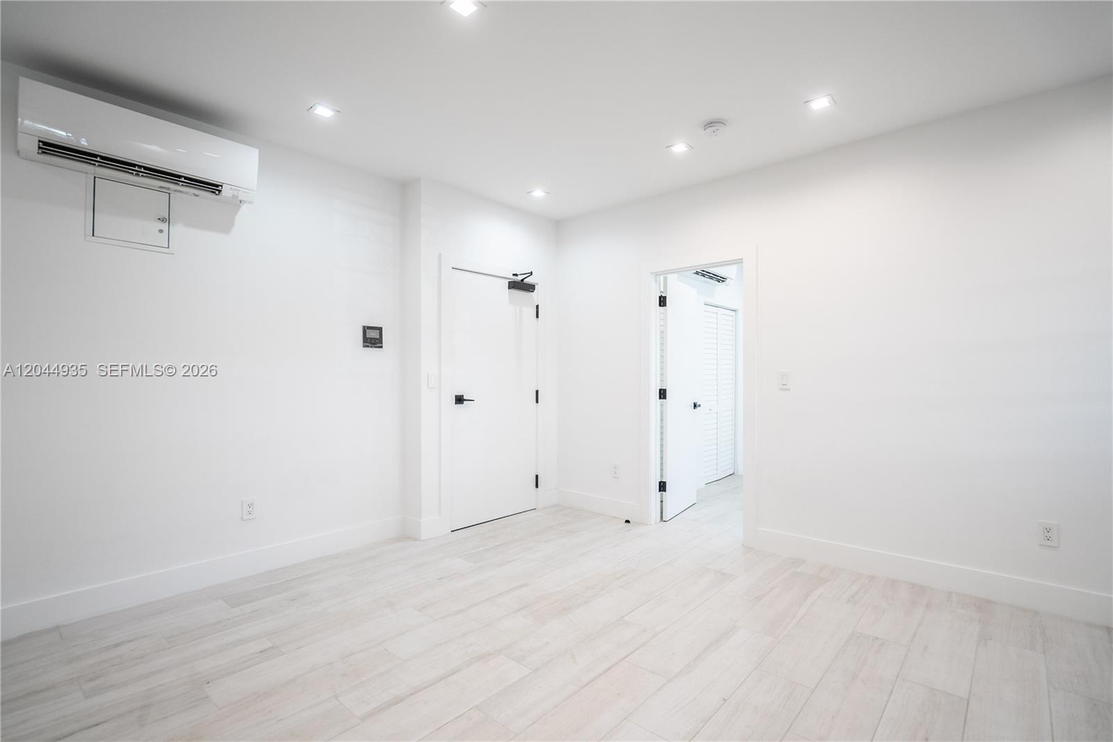   /   sq. ft. $ 2026-06-29 0 Photo