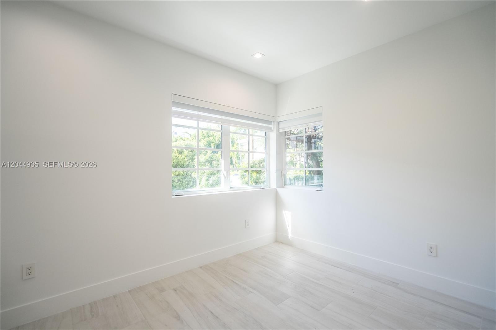   /   sq. ft. $ 2026-06-29 0 Photo