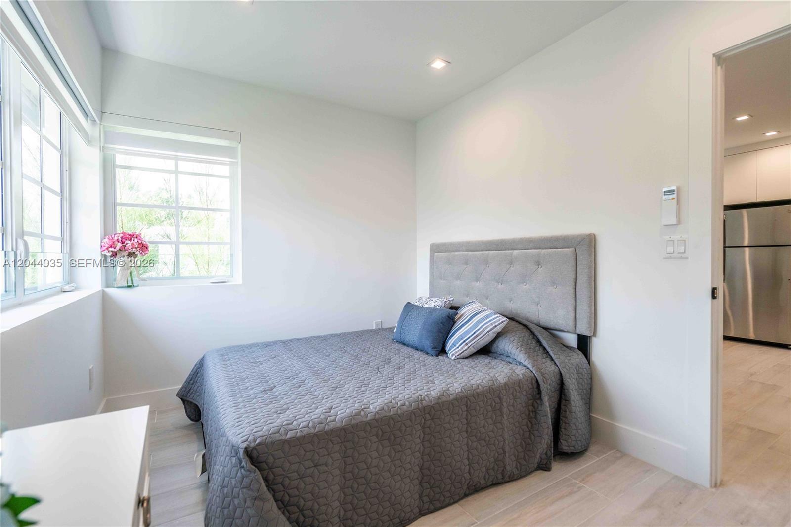   /   sq. ft. $ 2026-06-29 0 Photo