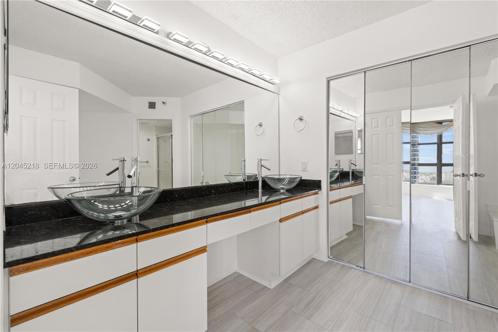Photo of 3530 Mystic Pointe Dr #3206, Aventura, Florida, 33180 -