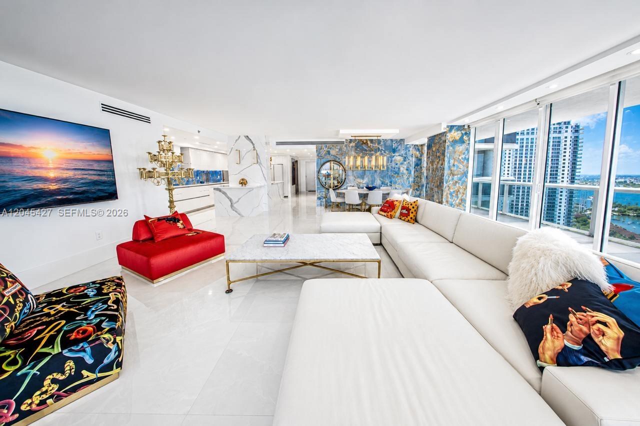 3601 2 / 2 2078 sq. ft. $ 2026-06-30 0 Photo