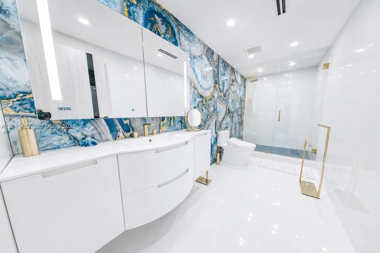 3601 2 / 2 2078 sq. ft. $ 2026-06-30 0 Photo