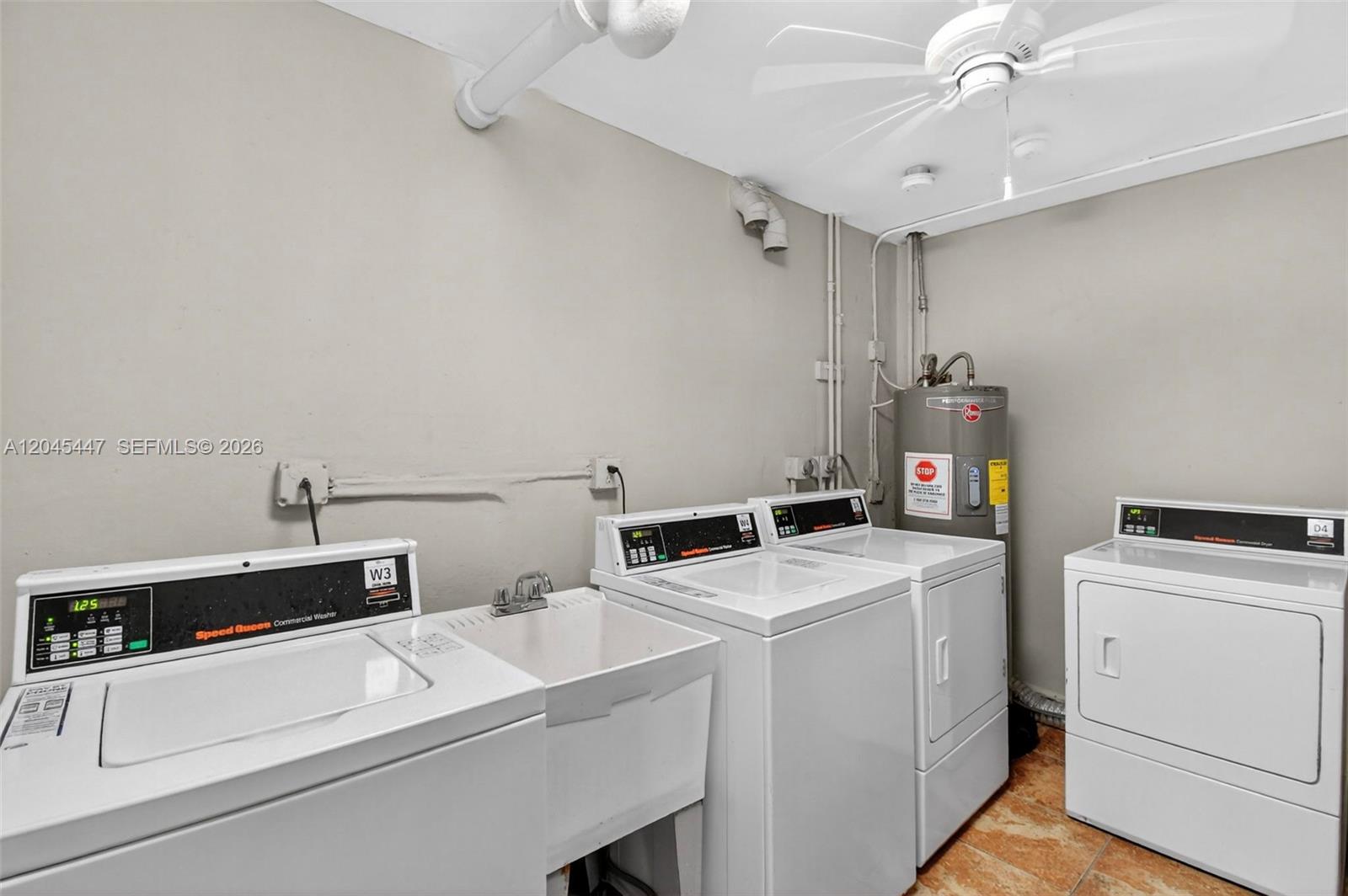 206 2 / 2 1315 sq. ft. $ 2026-06-30 0 foto