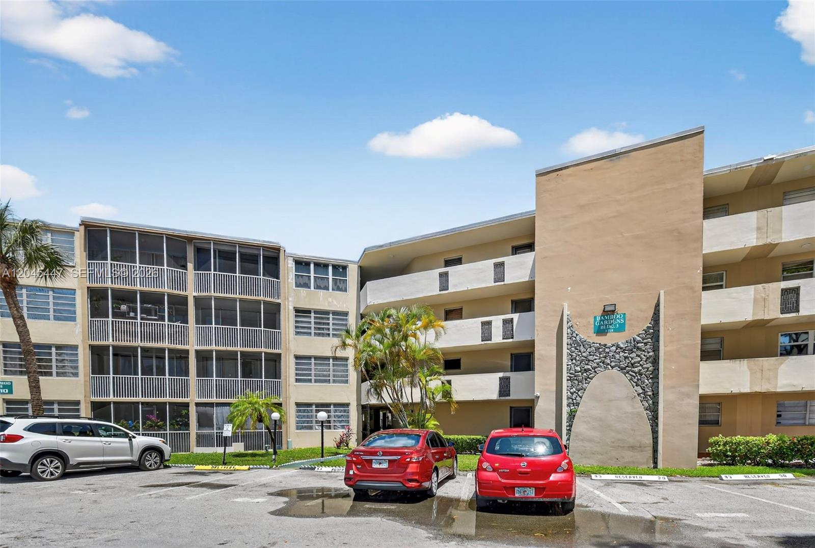206 2 / 2 1315 sq. ft. $ 2026-06-30 0 foto