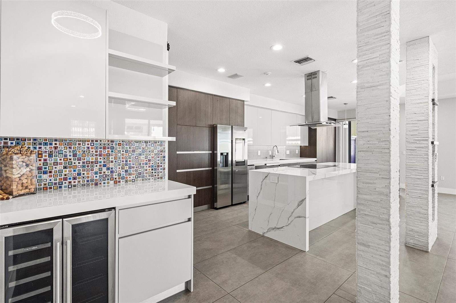 Photo of 1549 Shoreline Way  (1549), Hollywood, Florida, 33019 - 
