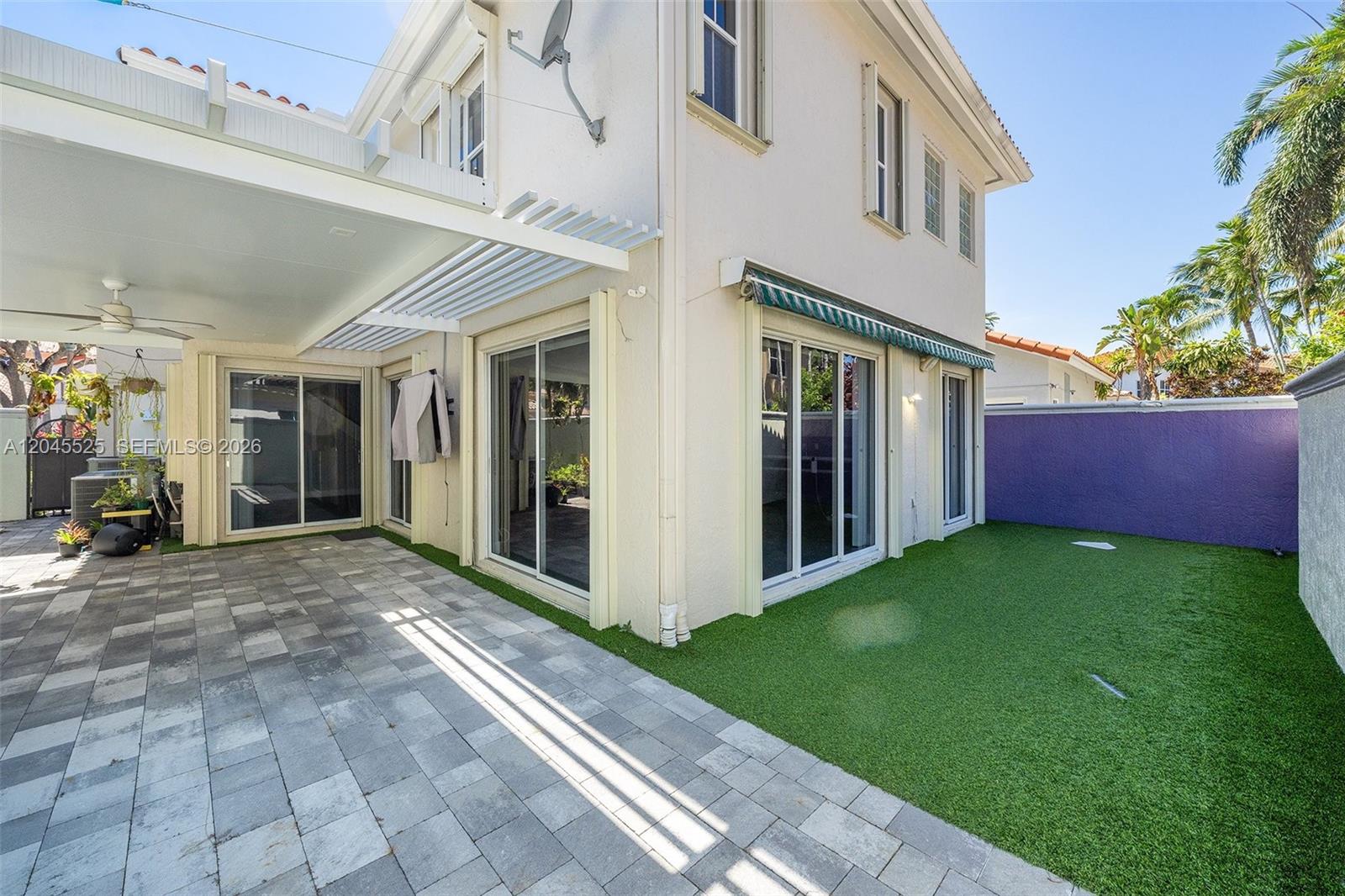 Photo of 1549 Shoreline Way  (1549), Hollywood, Florida, 33019 - 