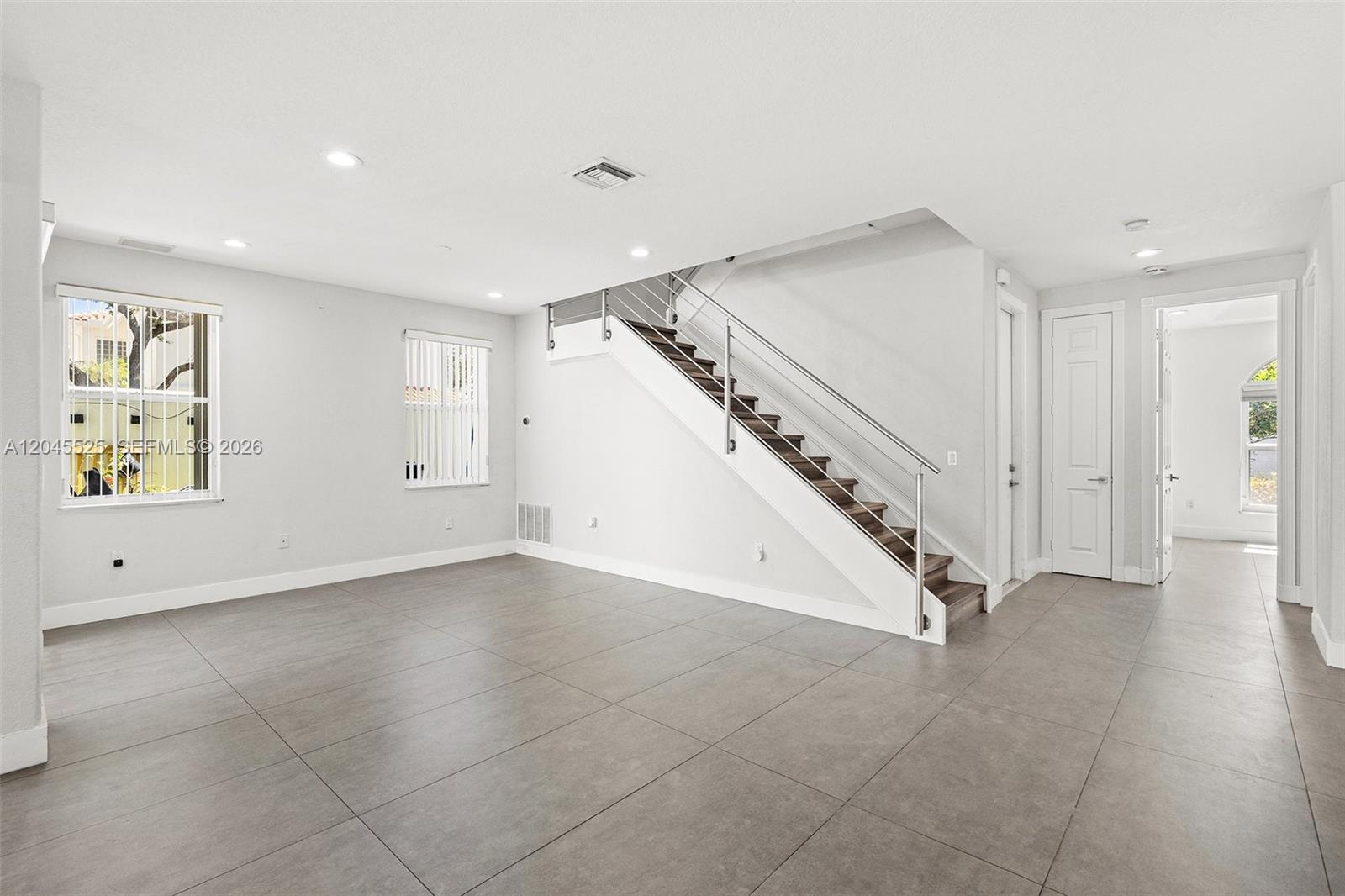 Photo of 1549 Shoreline Way  (1549), Hollywood, Florida, 33019 - 