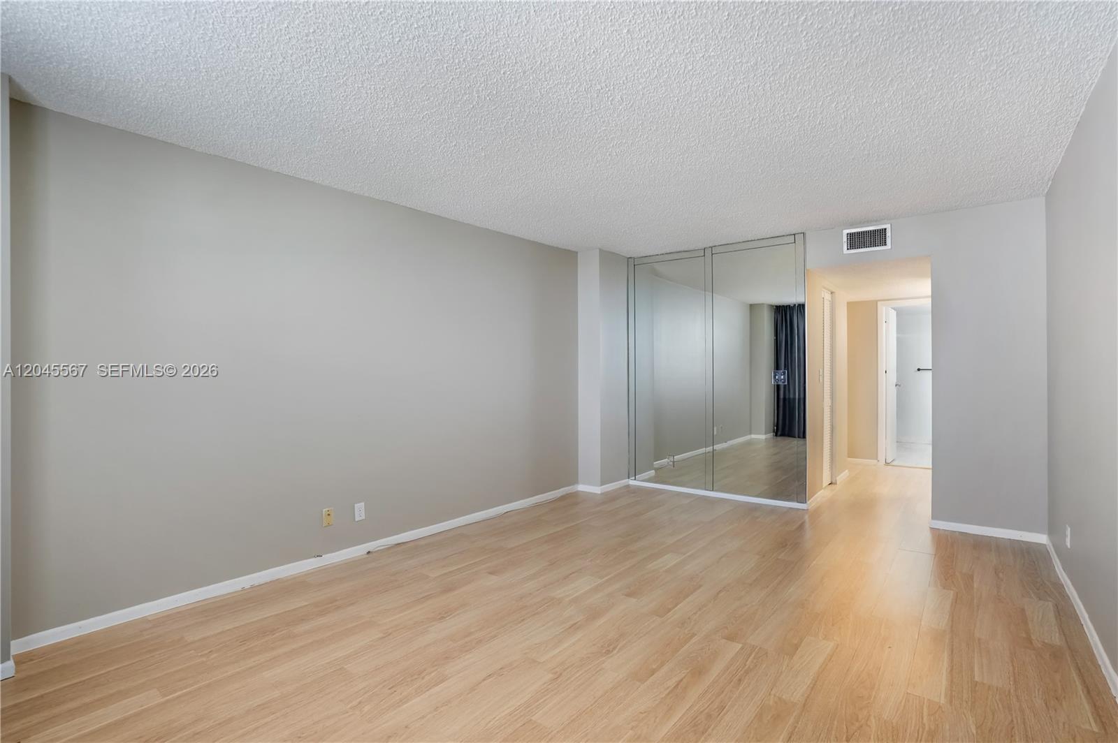 Photo of 2301 Ocean Dr #1006, Hollywood, Florida, 33019 -