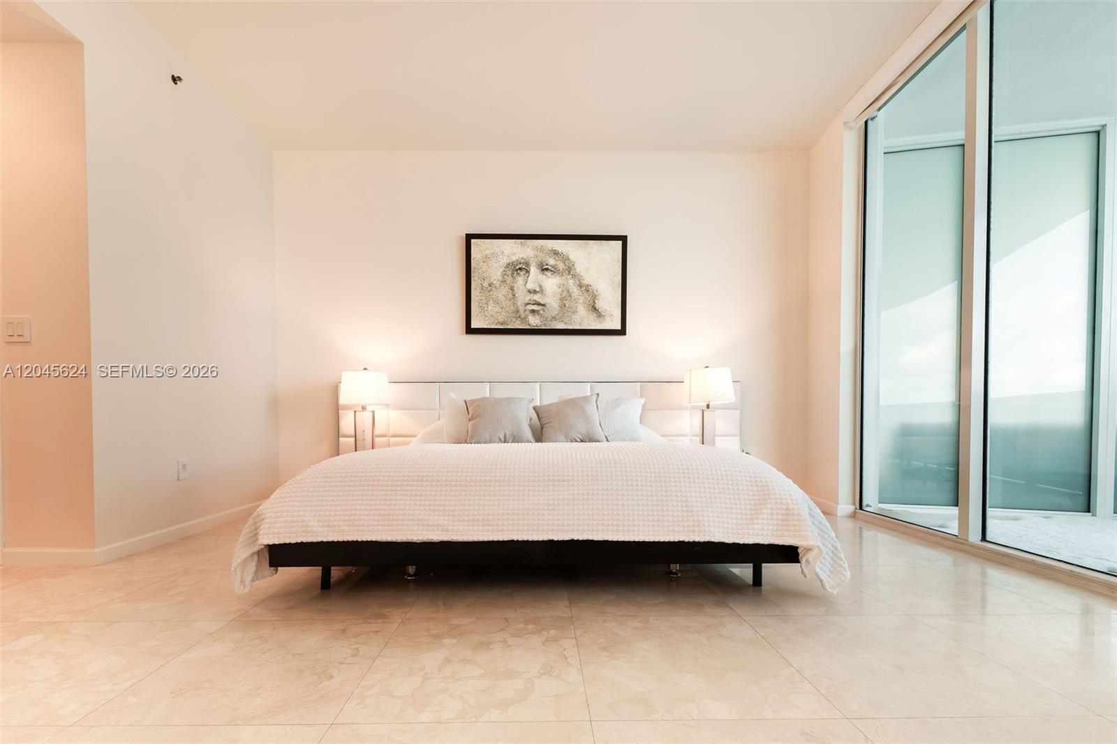 See details 2502 3 / 4 1979 sq. ft. $ 2026-06-30 0 Photo