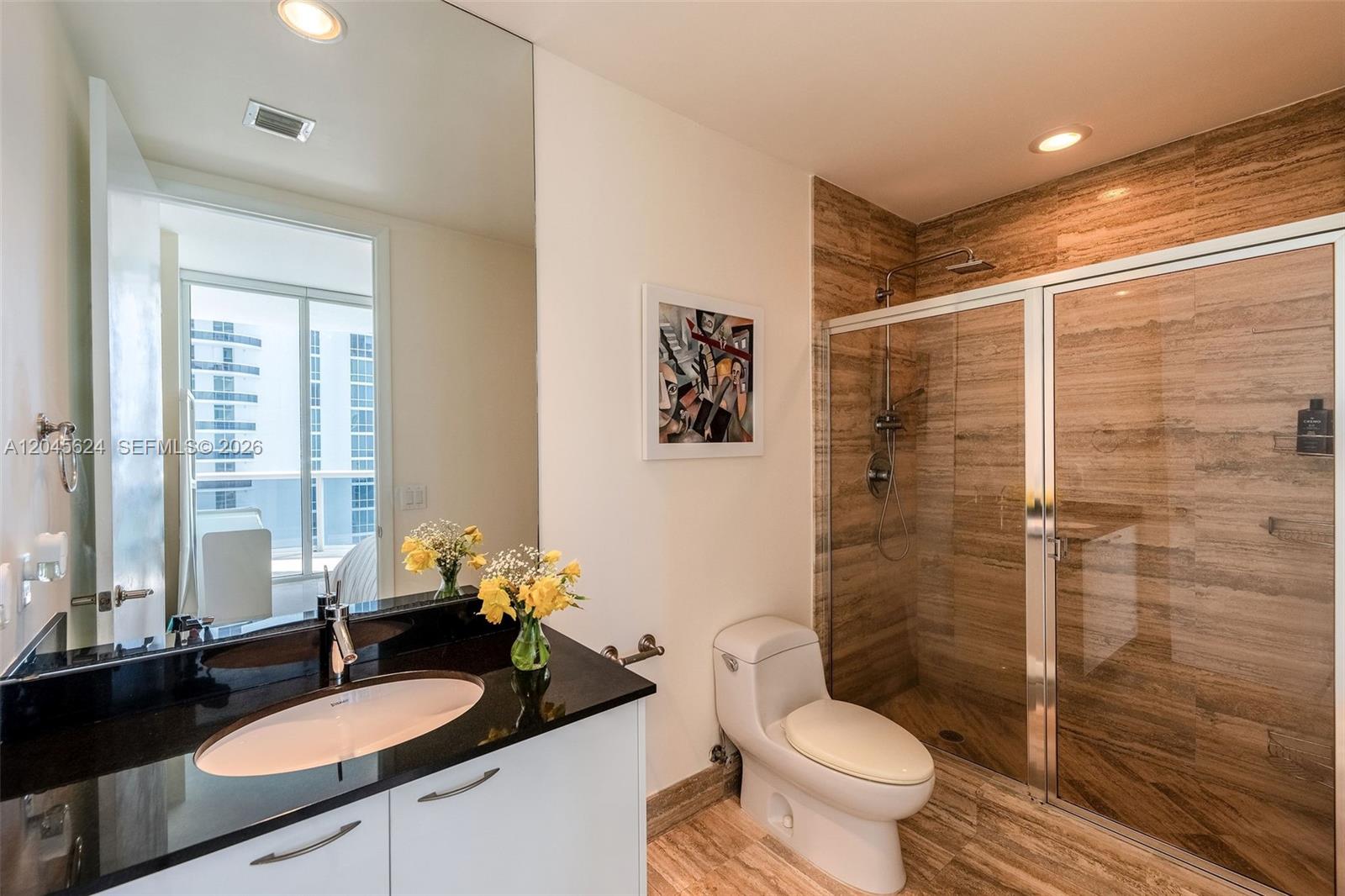 See details 2502 3 / 4 1979 sq. ft. $ 2026-06-30 0 Photo