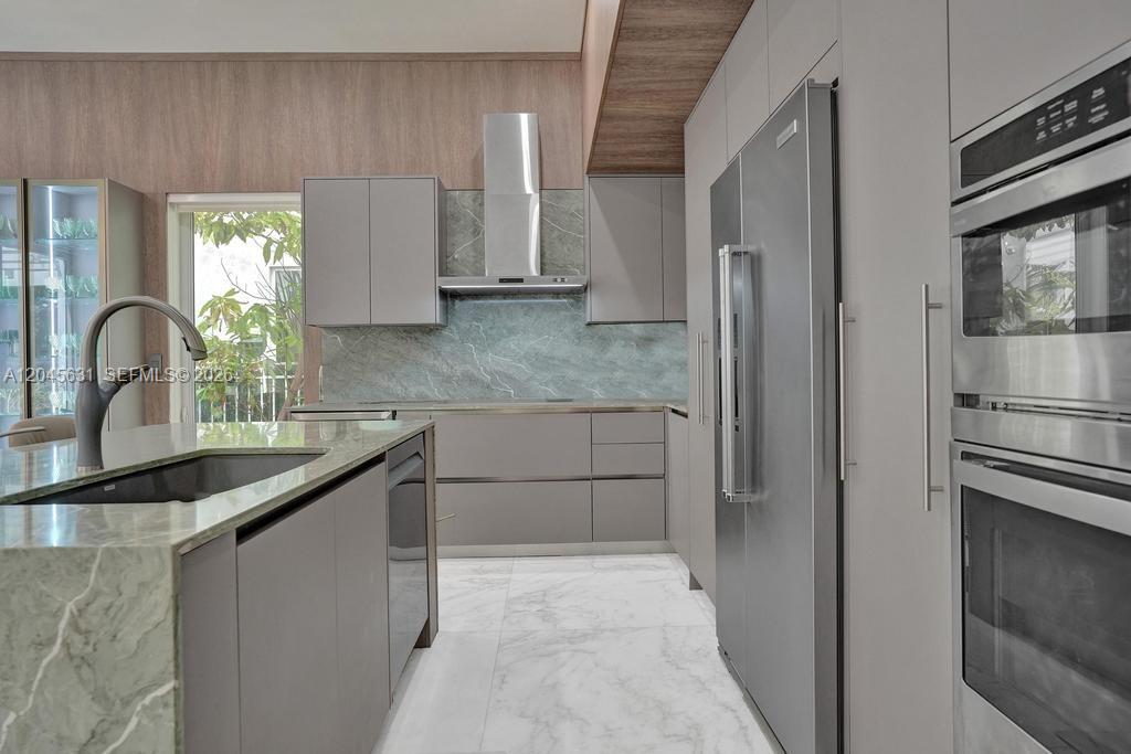 Photo of 18985 Atlantic Blvd (18985), Sunny Isles Beach, Florida, 33160 -