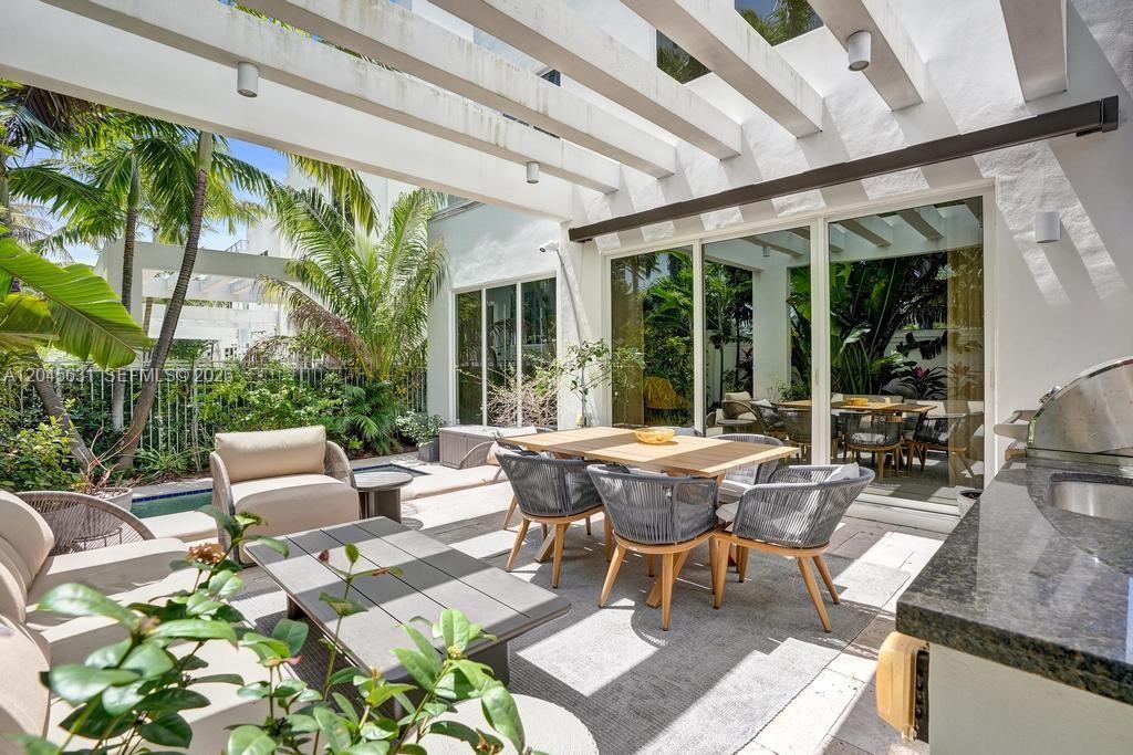 Photo of 18985 Atlantic Blvd (18985), Sunny Isles Beach, Florida, 33160 -