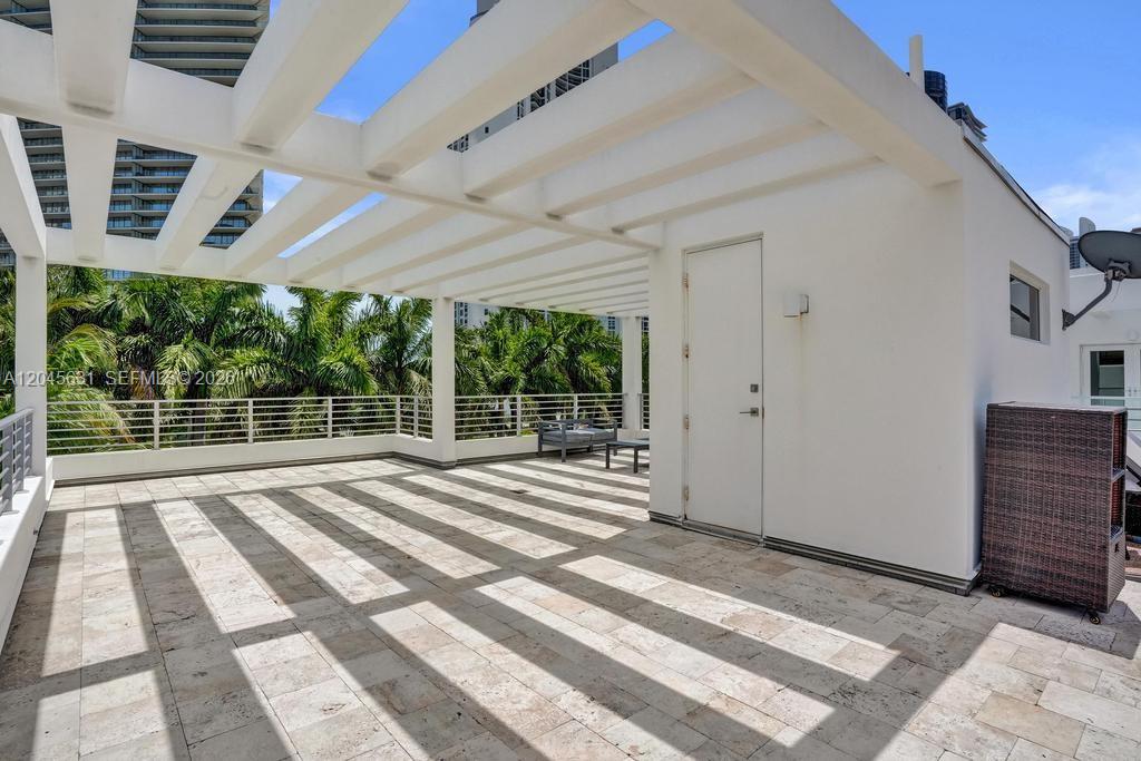 Photo of 18985 Atlantic Blvd (18985), Sunny Isles Beach, Florida, 33160 -