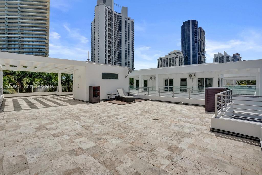 Photo of 18985 Atlantic Blvd (18985), Sunny Isles Beach, Florida, 33160 -