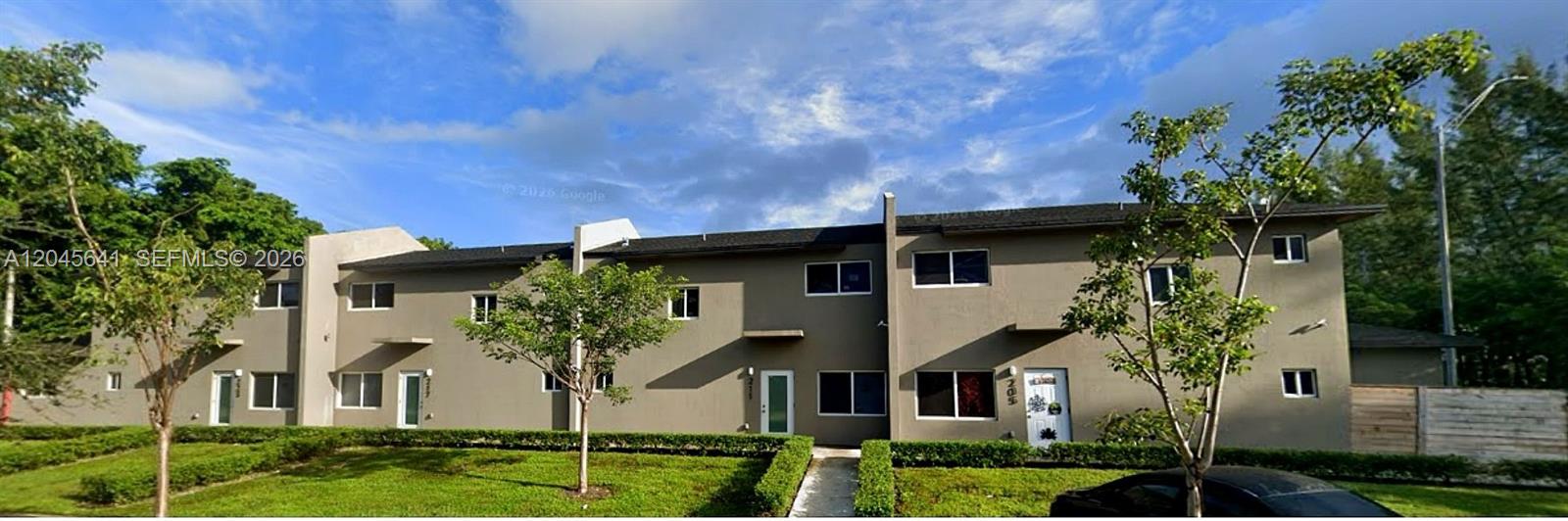   /  6756 sq. ft. $ 2026-06-30 0 foto