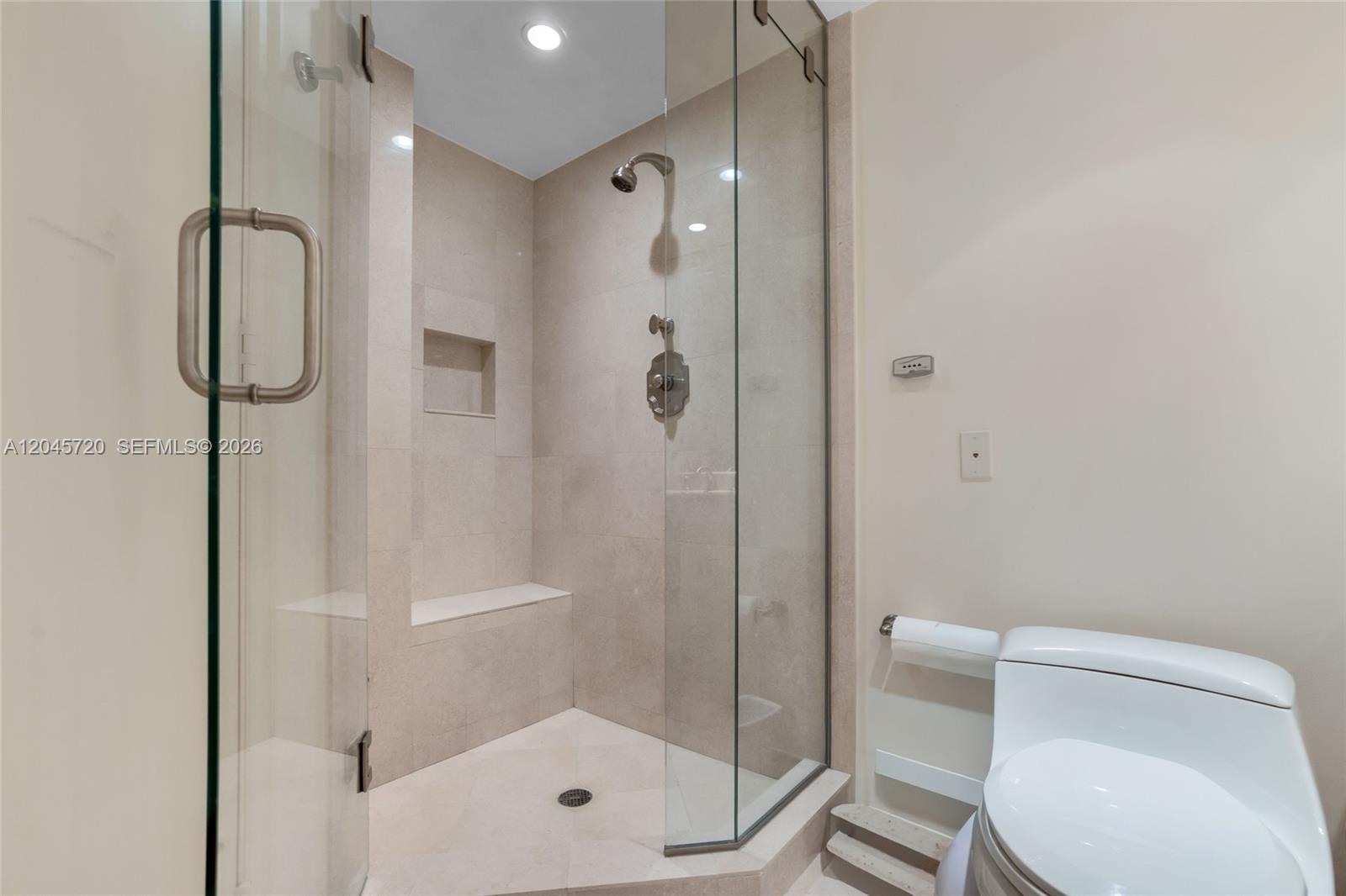 Photo of 20155 38th Ct #904, Aventura, Florida, 33180 -