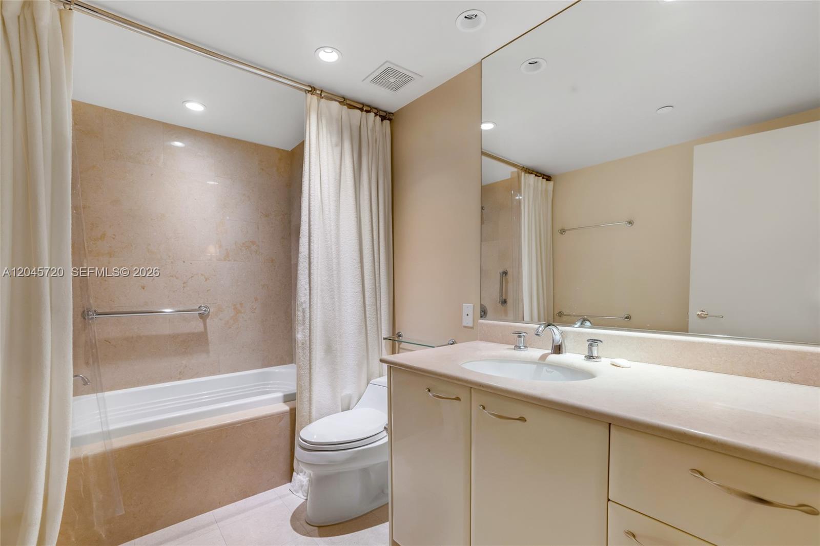 Photo of 20155 38th Ct #904, Aventura, Florida, 33180 -