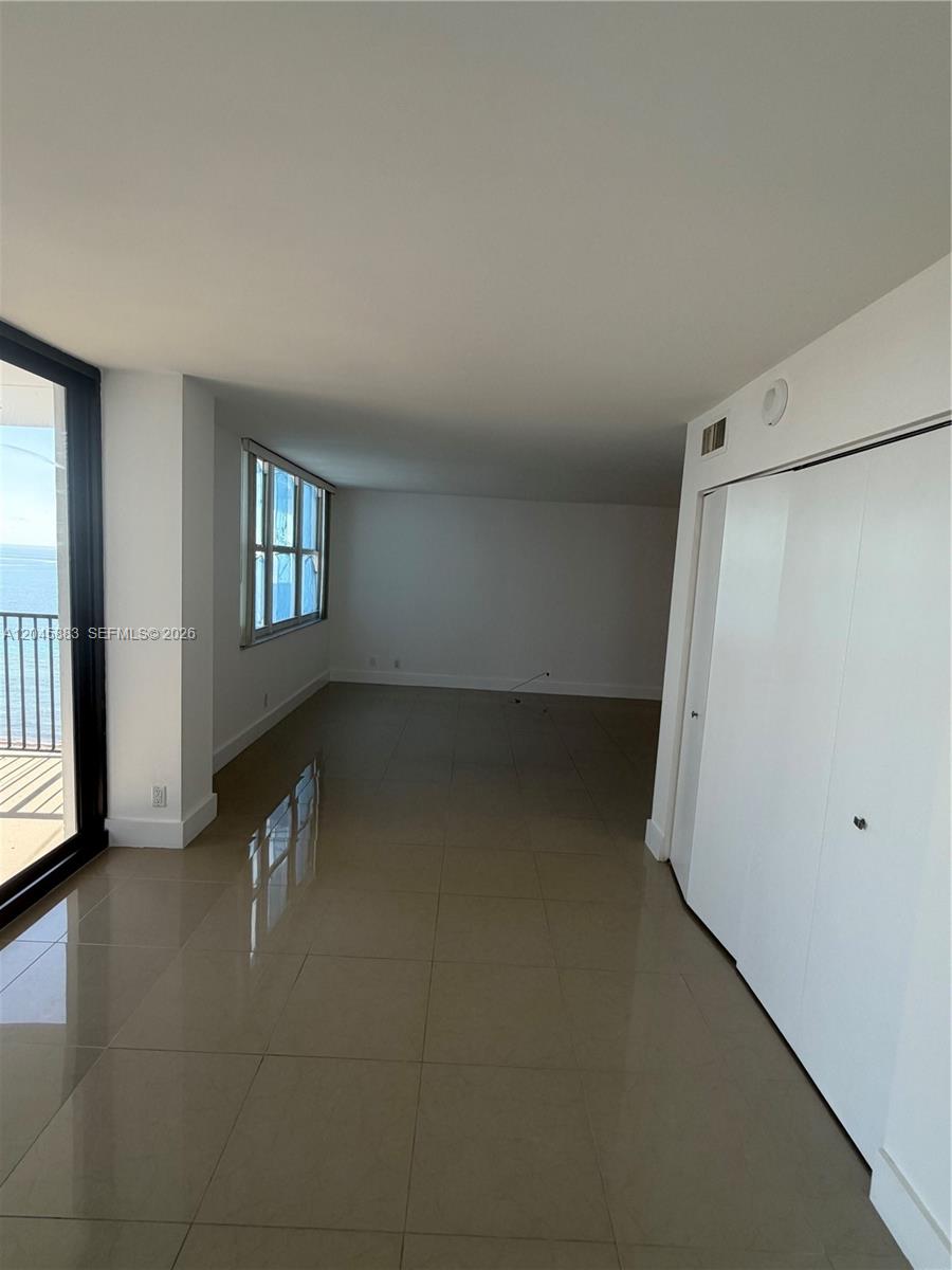 Photo of 2201 Ocean Dr  #1905, Hollywood, Florida, 33019 - 