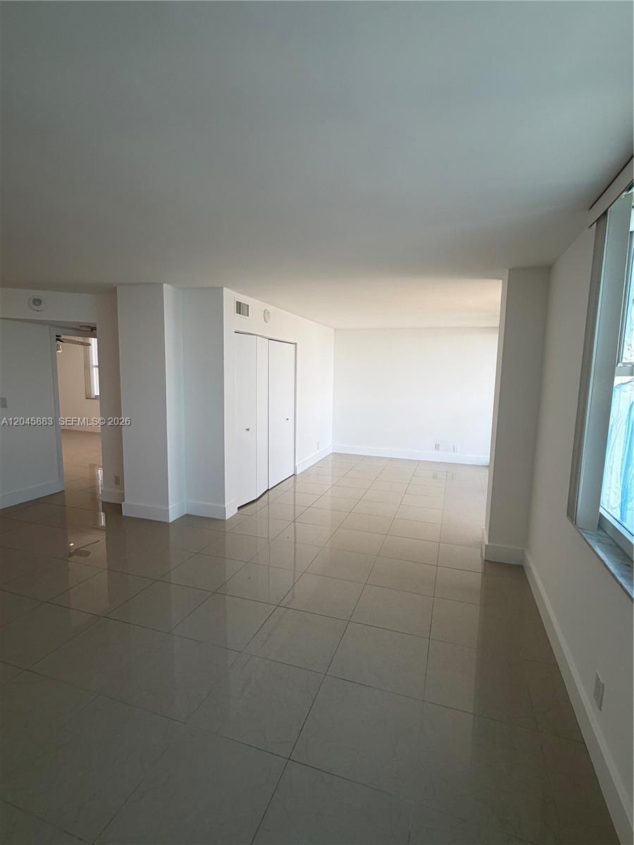 Photo of 2201 Ocean Dr  #1905, Hollywood, Florida, 33019 - 