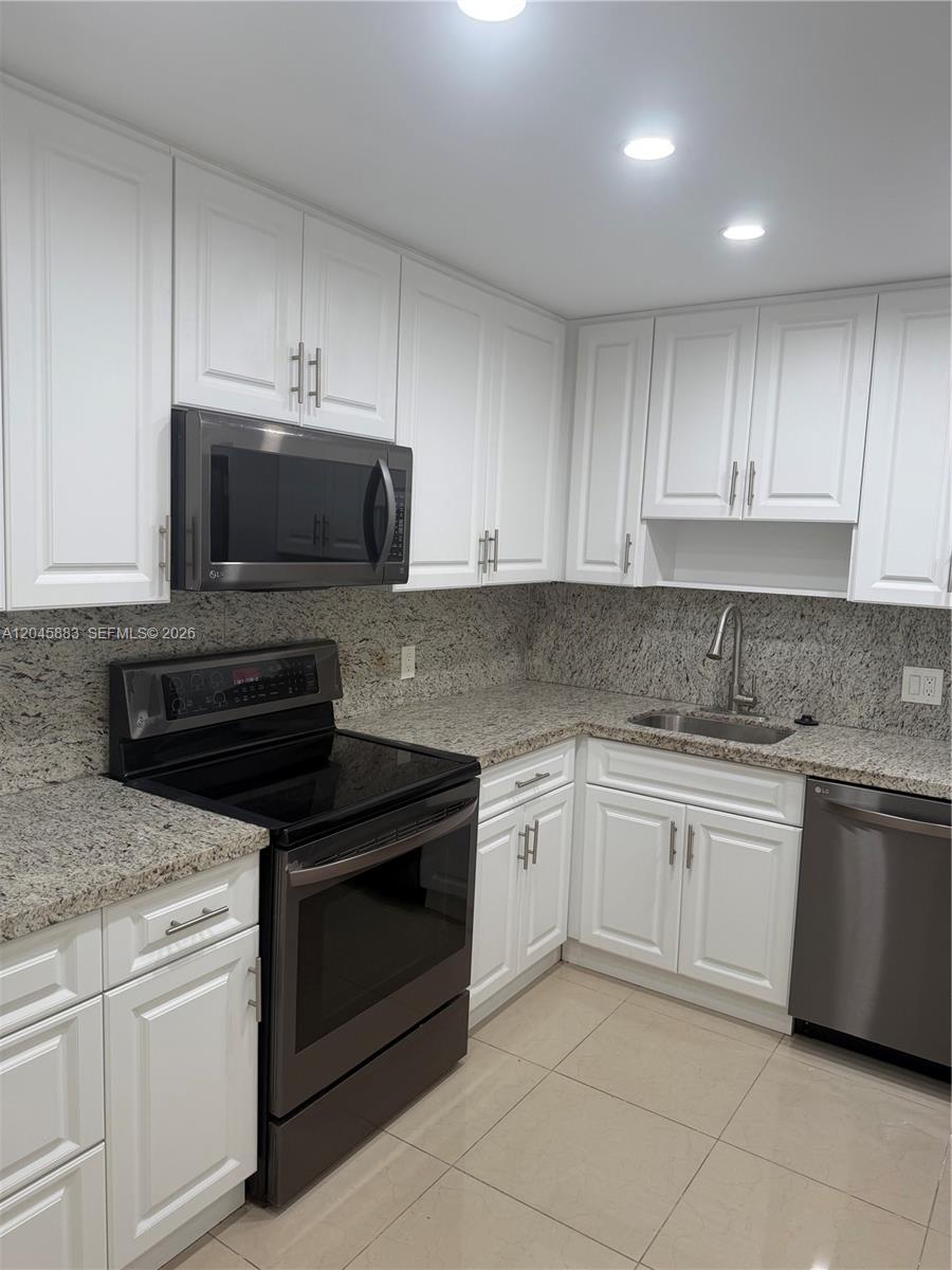 Photo of 2201 Ocean Dr  #1905, Hollywood, Florida, 33019 - 