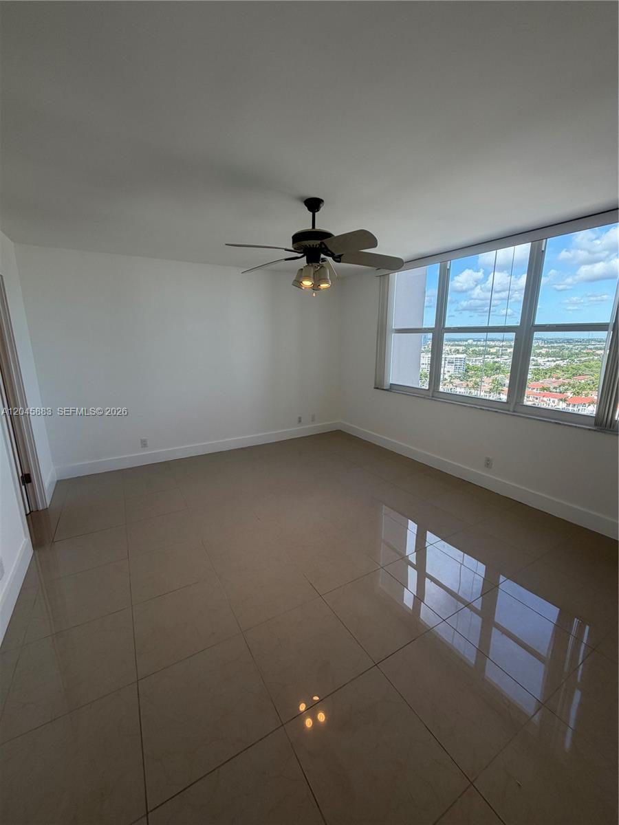 Photo of 2201 Ocean Dr  #1905, Hollywood, Florida, 33019 - 