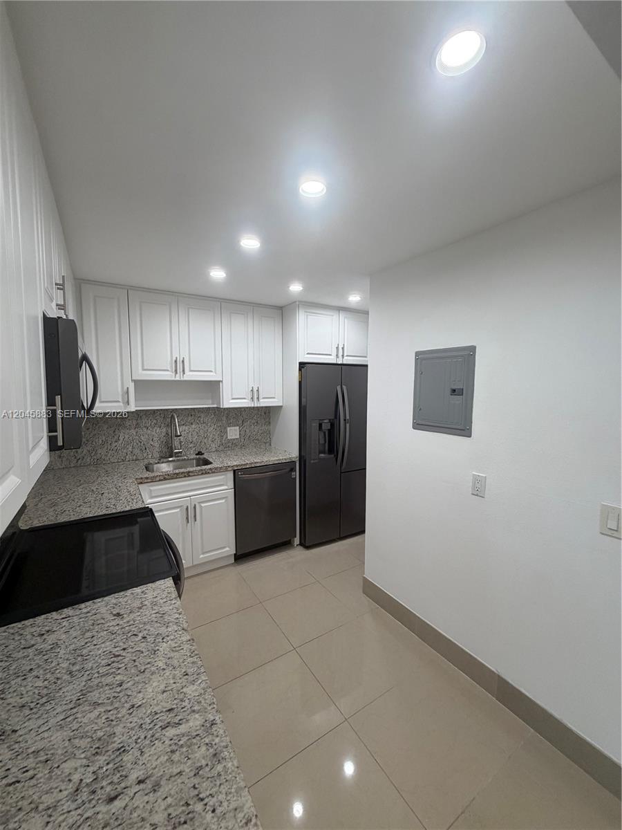 Photo of 2201 Ocean Dr  #1905, Hollywood, Florida, 33019 - 