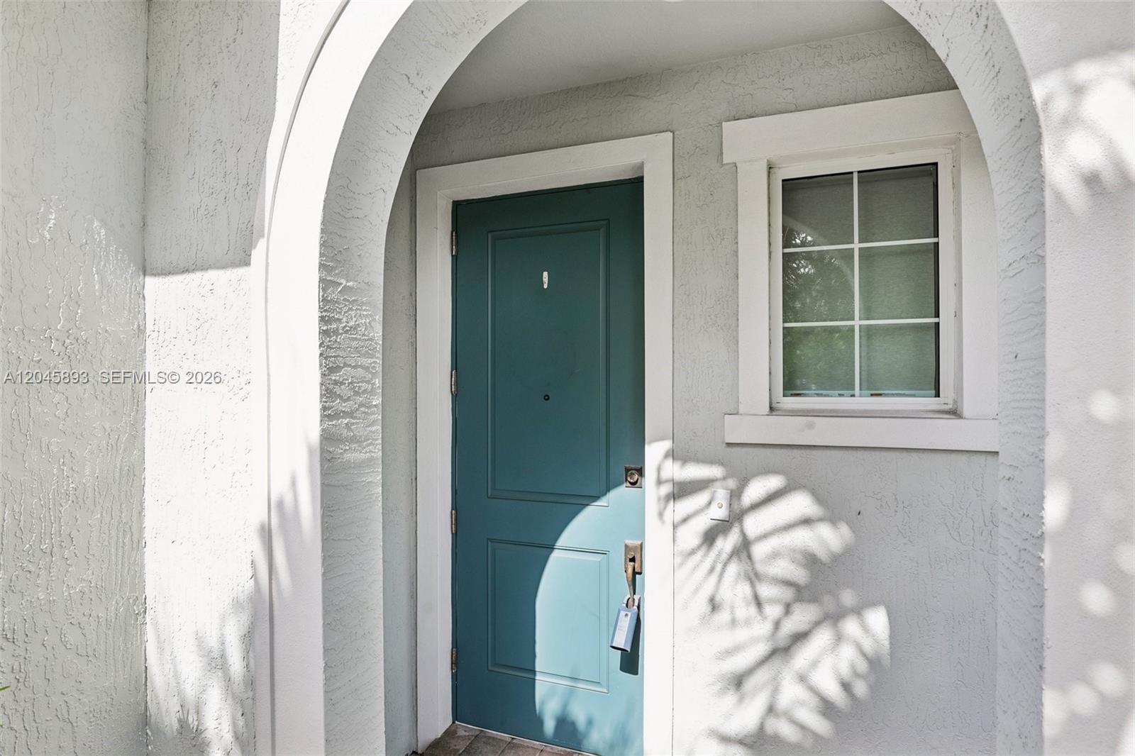 1636 3 / 3 1881 sq. ft. $ 2026-06-30 0 Photo