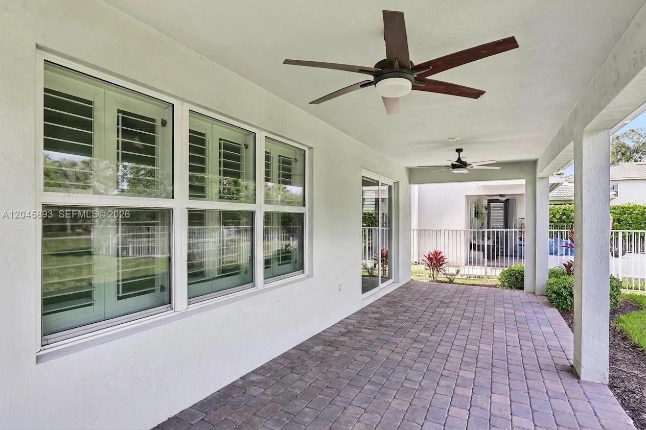 1636 3 / 3 1881 sq. ft. $ 2026-06-30 0 Photo