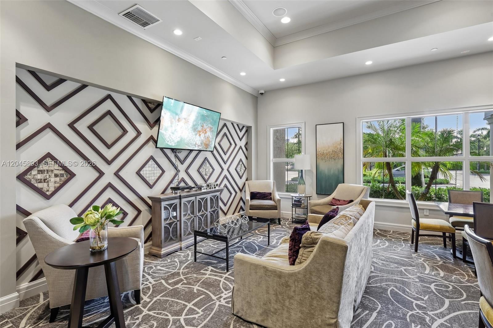 1636 3 / 3 1881 sq. ft. $ 2026-06-30 0 Photo
