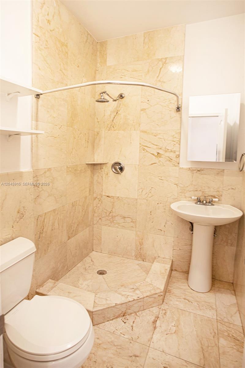   /   sq. ft. $ 2026-06-30 0 foto