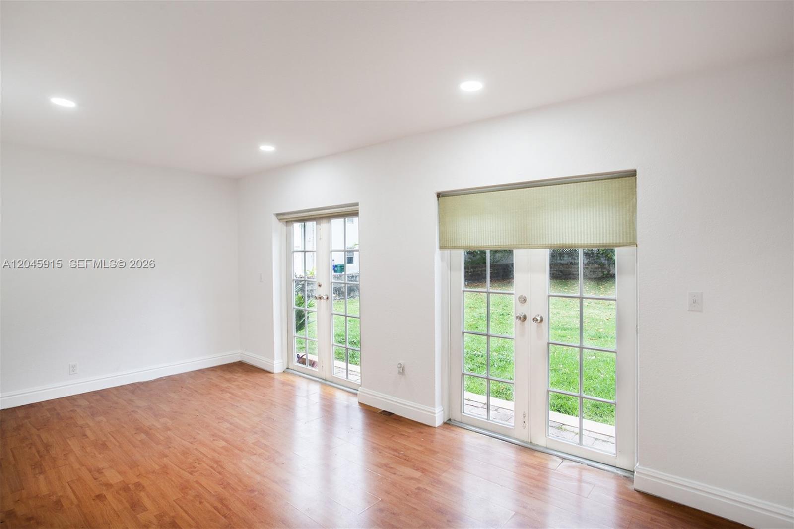   /   sq. ft. $ 2026-06-30 0 foto