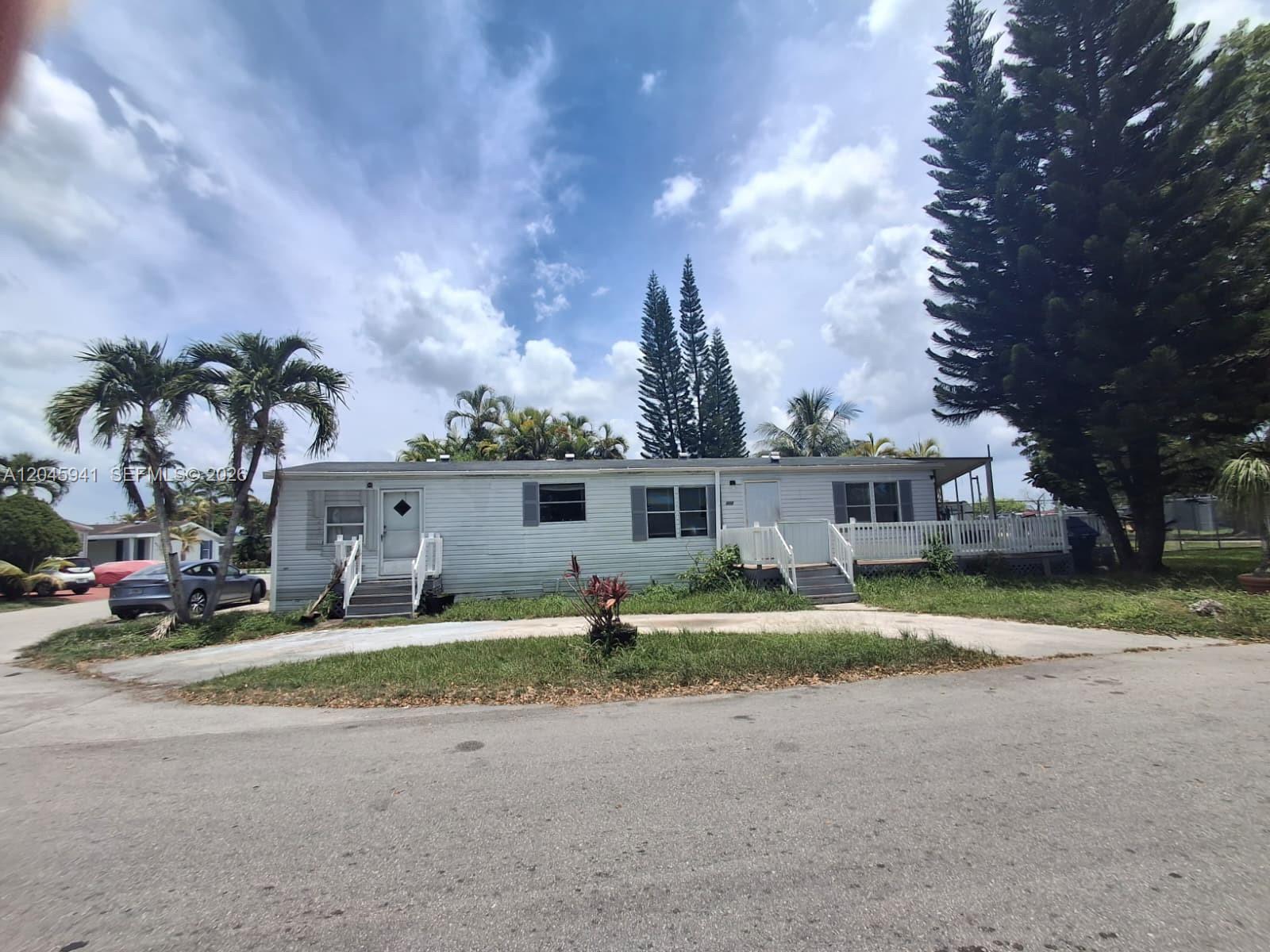 Ver detalles 3 / 2 1430 sq. ft. $ 2026-08-17 0 foto