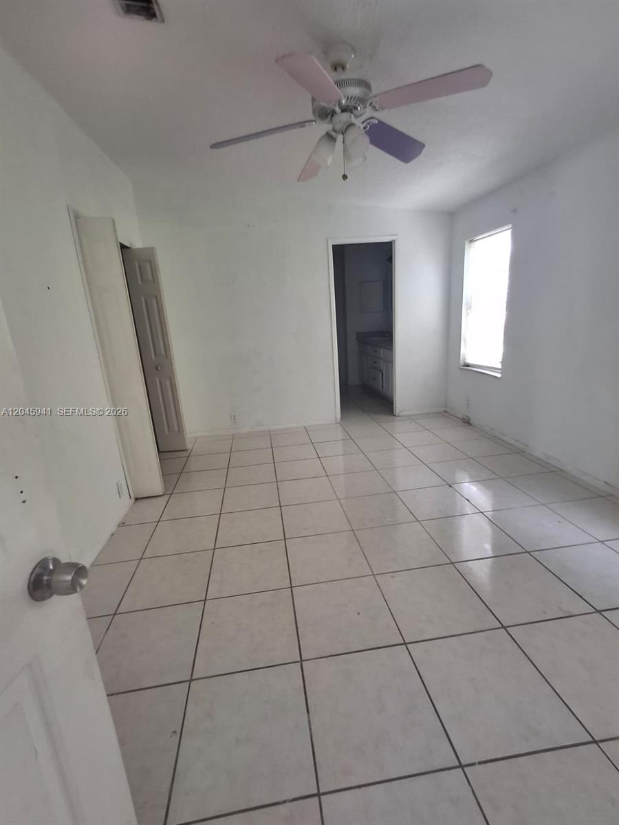 Ver detalles 3 / 2 1430 sq. ft. $ 2026-08-17 0 foto