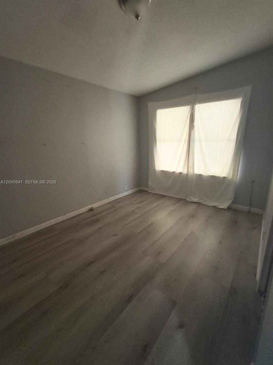 Ver detalles 3 / 2 1430 sq. ft. $ 2026-08-17 0 foto