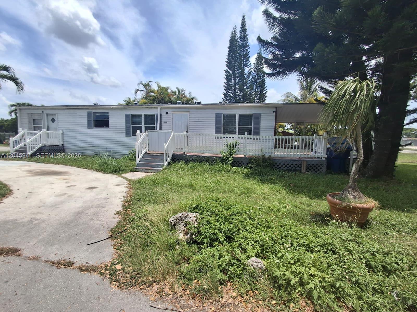 Ver detalles 3 / 2 1430 sq. ft. $ 2026-08-17 0 foto