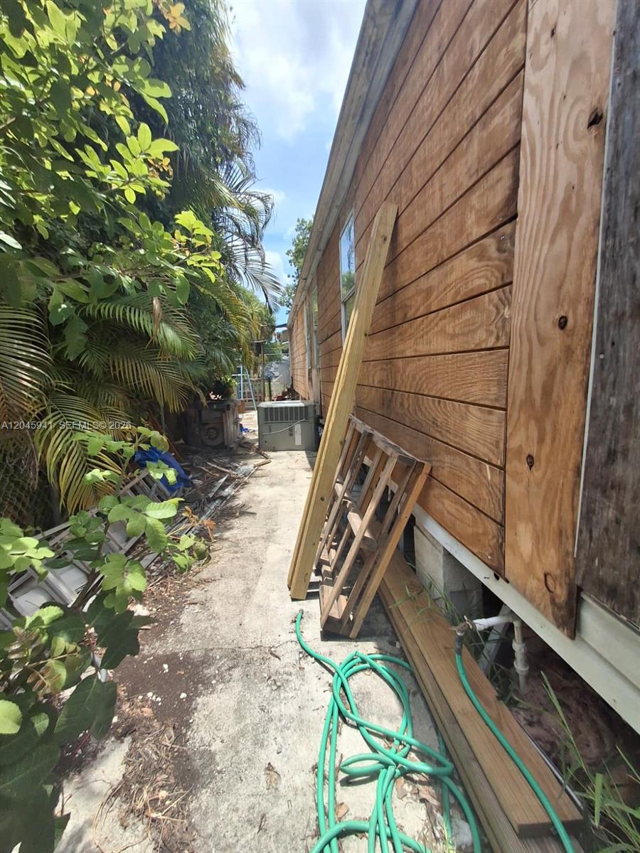 Ver detalles 3 / 2 1430 sq. ft. $ 2026-08-17 0 foto