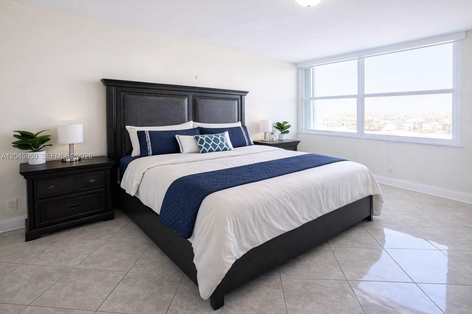 Photo of 2101 Ocean Dr  #606, Hollywood, Florida, 33019 - 