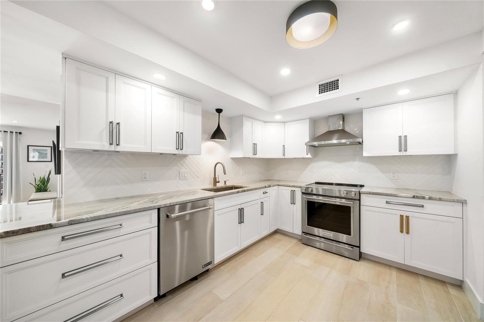 Photo of 1201 Ocean #1607n, Hollywood, Florida, 33019 - Photo 11