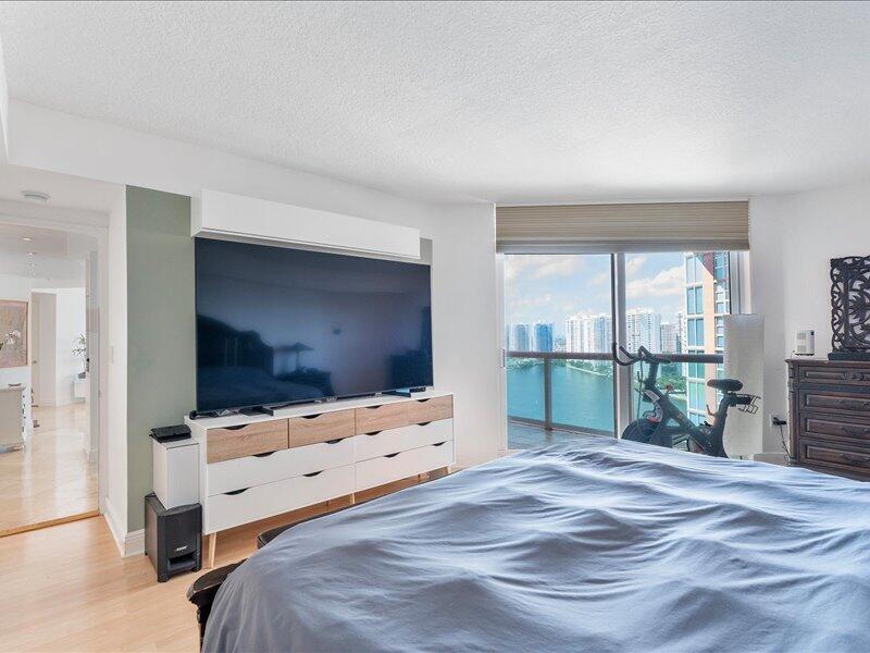 Photo of 3370 Hidden Bay  #2409, Aventura, Florida, 33180 - 27-3370 Hidden Bay Dr #2409_027