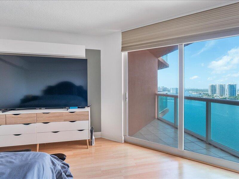 Photo of 3370 Hidden Bay  #2409, Aventura, Florida, 33180 - 28-3370 Hidden Bay Dr #2409_028