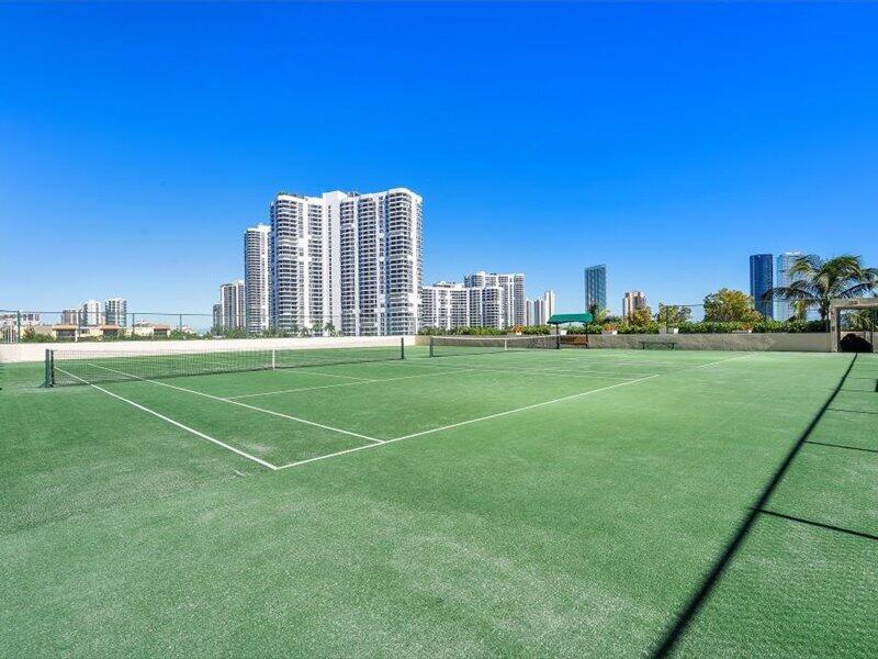 Photo of 3370 Hidden Bay  #2409, Aventura, Florida, 33180 - 49-3370 Hidden Bay Dr #2409_049