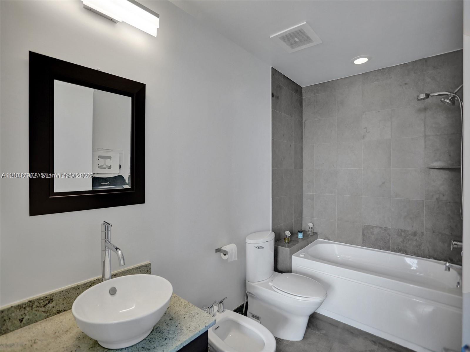 Photo of 3029 188th St  #1024, Aventura, Florida, 33180 - 