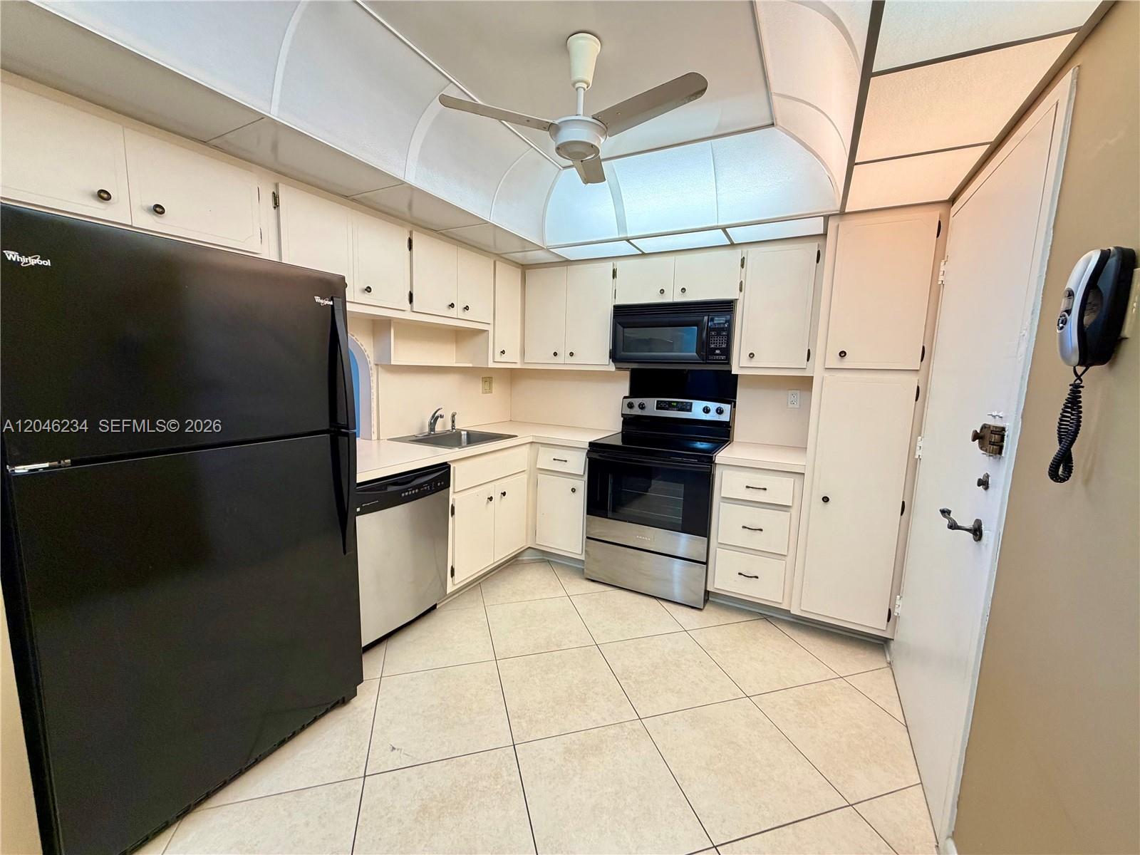 Photo of 1600 Ocean Dr #8I, Hollywood, Florida, 33019 -